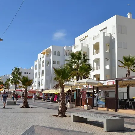 Atlantida By Garvetur קווארטיירה